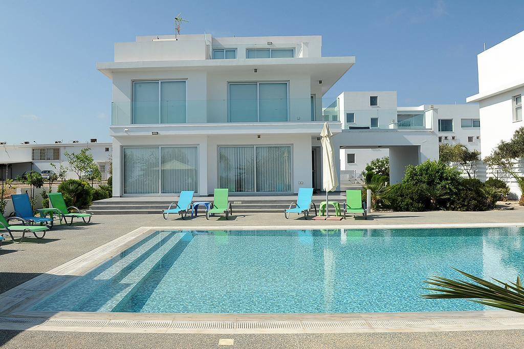 Villa Kalypso Ayia Napa Bagian luar foto