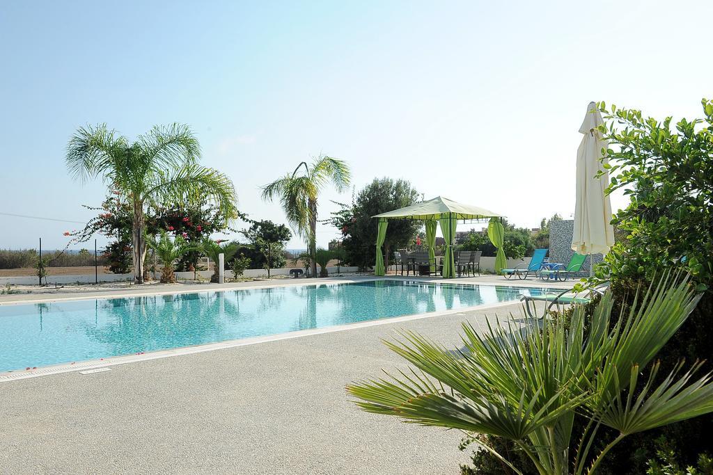 Villa Kalypso Ayia Napa Bagian luar foto